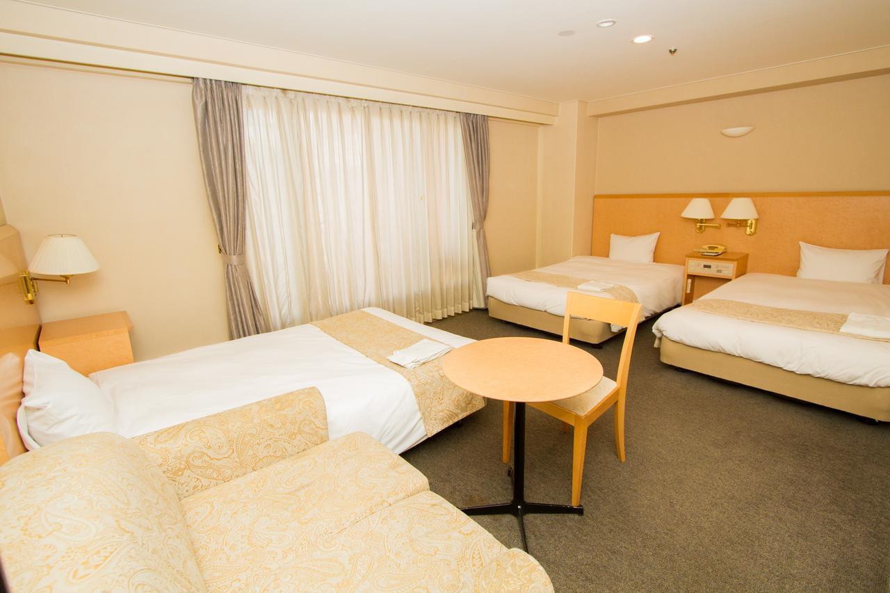 Hotel Yokohama Camelot Japan Exterior foto